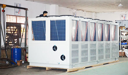 如何去選擇工業(yè)冷水機(jī)類(lèi)型