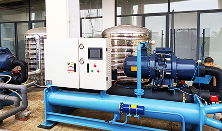 水冷螺桿冷水機(jī)80匹，金銀首飾加工冷卻使用