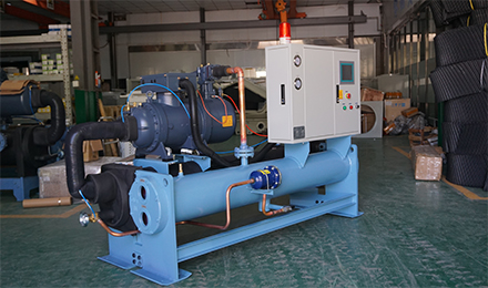 工業(yè)螺桿式冷水機(jī)使用壽命如何延長？