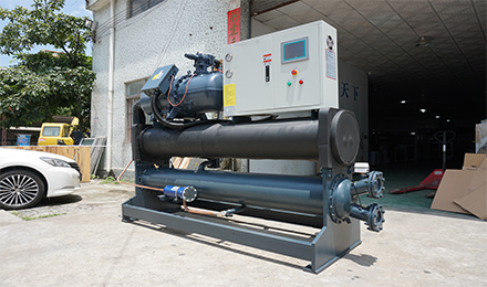 冷水機壓縮機出現結冰現象該如何進行解決？