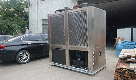 冷水機(jī)壓縮機(jī)出現(xiàn)結(jié)冰現(xiàn)象該如何進(jìn)行解決？